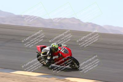 media/Apr-10-2022-SoCal Trackdays (Sun) [[f104b12566]]/Bowl (11am)/